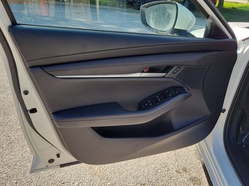 New 2026 MAZDA MAZDA3 2.5 S Sedan w/ Preferred Pkg FWD image 18