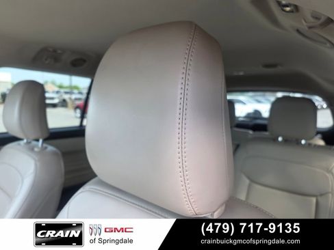Used 2023 Ford Explorer XLT w/ Equipment Group 202A RWD image 22