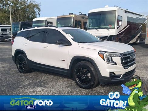 Used 2022 GMC Terrain AT4 w/ Infotainment Package II image 2