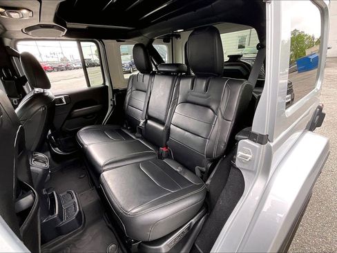 Used 2023 Jeep Wrangler Sahara w/ Cold Weather Group image 25