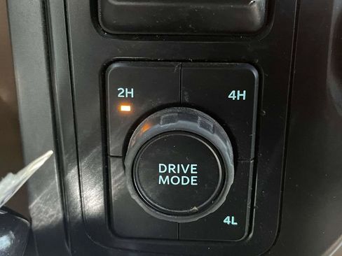 Used 2022 Ford F150 XLT AWD/4WD image 22