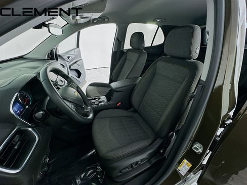 Used 2024 Chevrolet Equinox LT image 29
