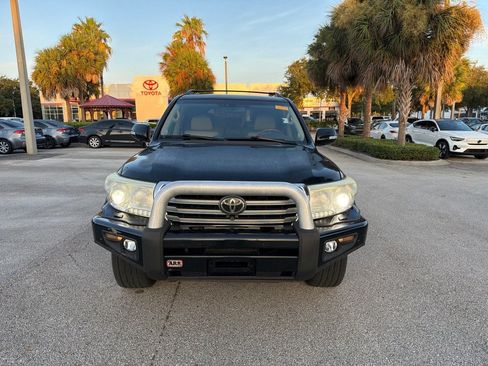 Used 2013 Toyota Land Cruiser AWD/4WD image 5