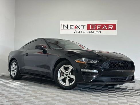 Used 2020 Ford Mustang Coupe image 1