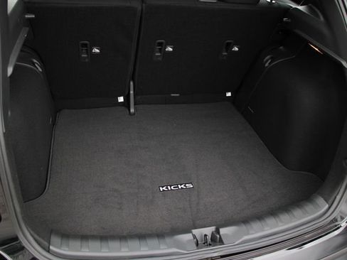 Certified 2025 Nissan Kicks Play S FWD image 11