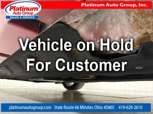 Used 2017 Ford Fusion SE w/ Fusion SE Technology Package FWD image 9