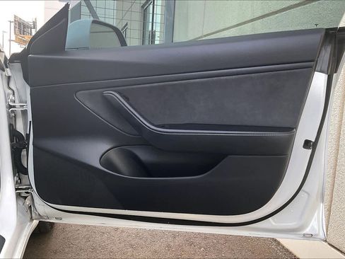 Used 2019 Tesla Model 3 Standard Range image 20