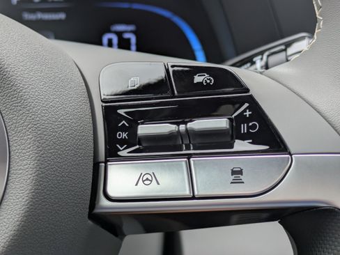 New 2026 Hyundai Elantra SEL Sport Premium FWD image 27