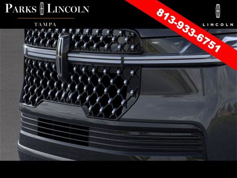New 2025 Lincoln Navigator Black Label image 17