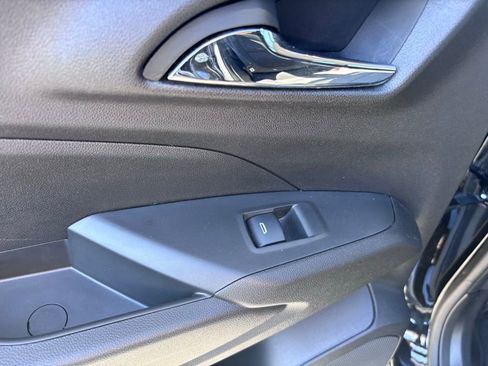 New 2025 Chevrolet Trax LT w/ LT Convenience Package image 45