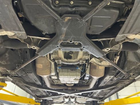 Used 2003 Ford Thunderbird image 39