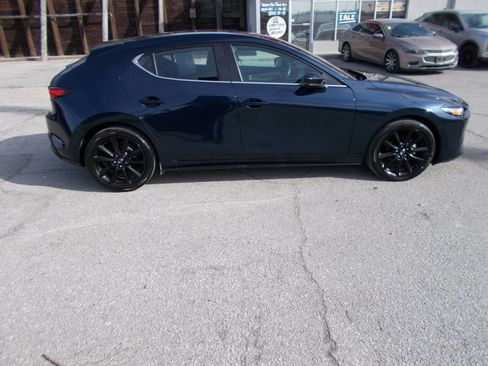 Used 2025 MAZDA MAZDA3 s Sport FWD image 16