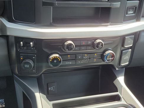 New 2026 Ford F350 XLT AWD/4WD image 32