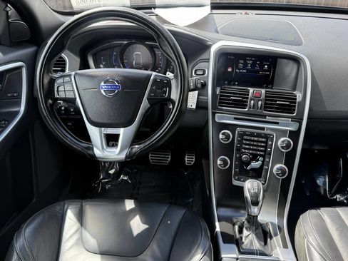 Used 2015 Volvo XC60 T6 R-Design Platinum image 6