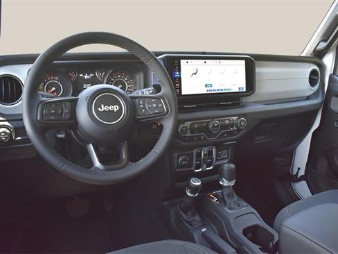 New 2025 Jeep Gladiator Sport image 11