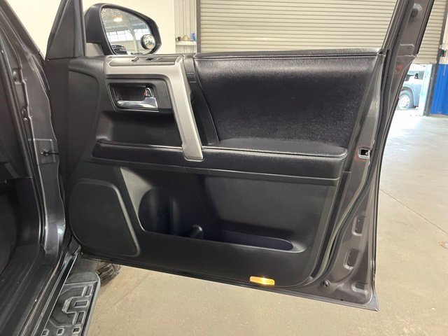 Used 2016 Toyota 4Runner SR5 Premium RWD image 13
