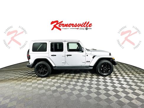 Used 2023 Jeep Wrangler Altitude image 8
