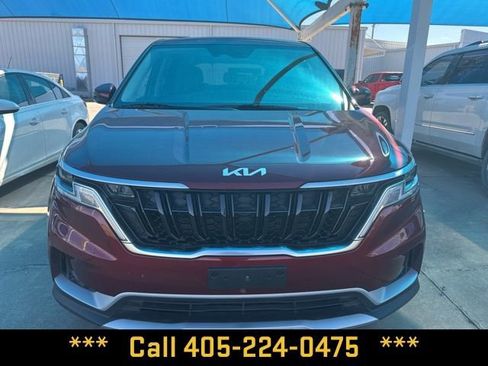 Used 2024 Kia Carnival LX image 13