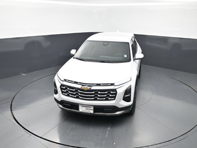 Used 2026 Chevrolet Equinox LT AWD/4WD image 28