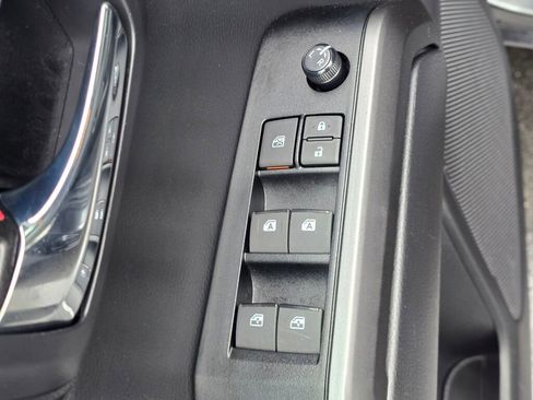 Used 2023 Toyota Tacoma TRD Off-Road w/ Technology Package image 21