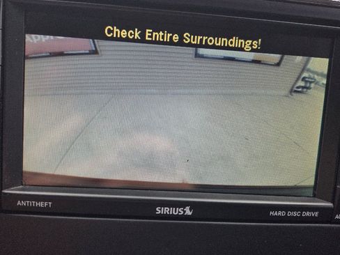 Used 2013 Jeep Grand Cherokee Laredo image 24