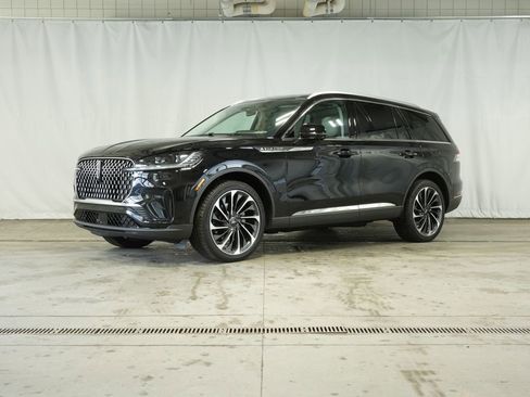 Used 2025 Lincoln Aviator Reserve w/ Equipment Group 201A image 1