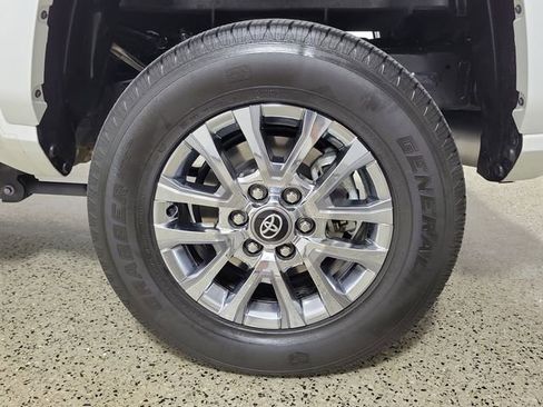Used 2024 Toyota Tacoma Limited AWD/4WD image 8
