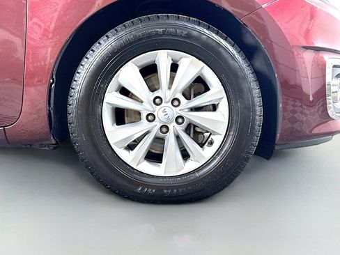 Used 2017 Kia Sedona LX w/ LX Essentials Premium Package FWD image 44
