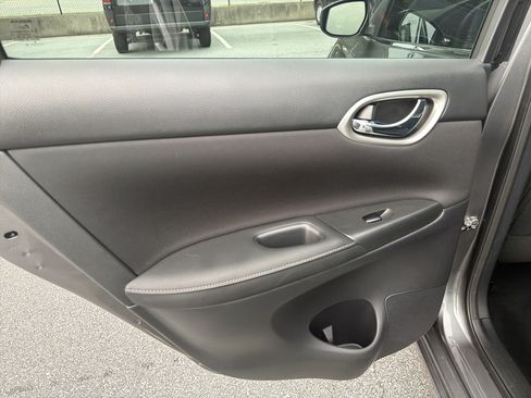 Used 2019 Nissan Sentra SV FWD image 26