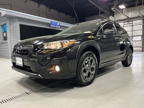 Used 2021 Subaru Crosstrek 2.5i Sport w/ Moonroof Package AWD/4WD image 4