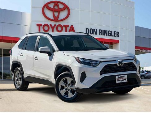 Certified 2024 Toyota RAV4 XLE image 1