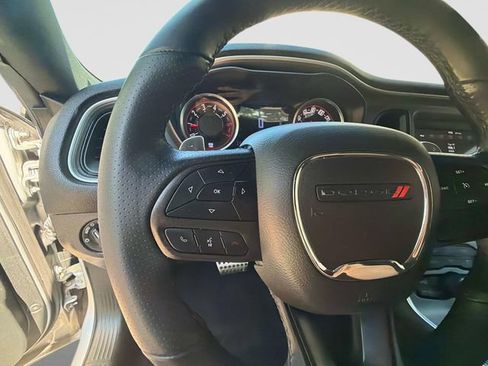 Used 2022 Dodge Challenger R/T RWD image 29