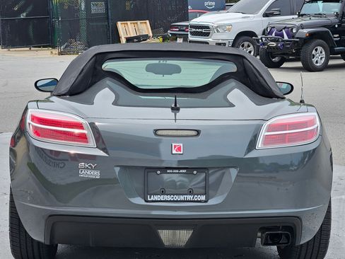 Used 2008 Saturn Sky w/ Premium Trim Package RWD image 6