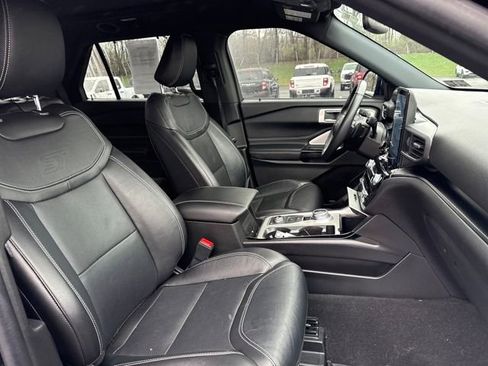 Used 2023 Ford Explorer ST w/ Equipment Group 401A image 13