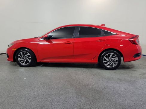 Used 2018 Honda Civic EX image 4