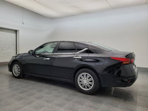 Used 2024 Nissan Altima 2.5 S image 3