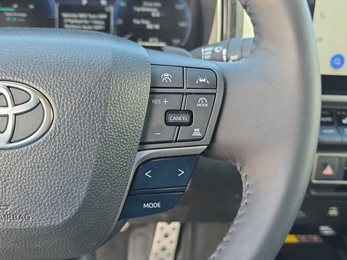 Used 2026 Toyota Camry XSE FWD image 18