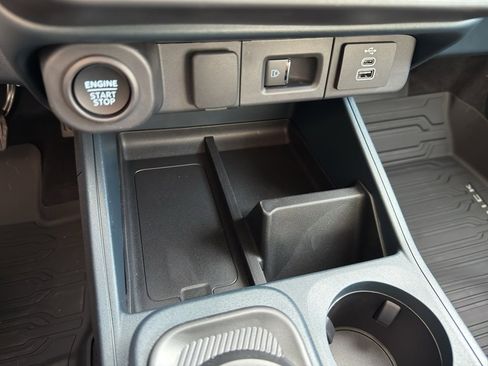 New 2026 Ford Maverick Lariat w/ Black Appearance Package image 35