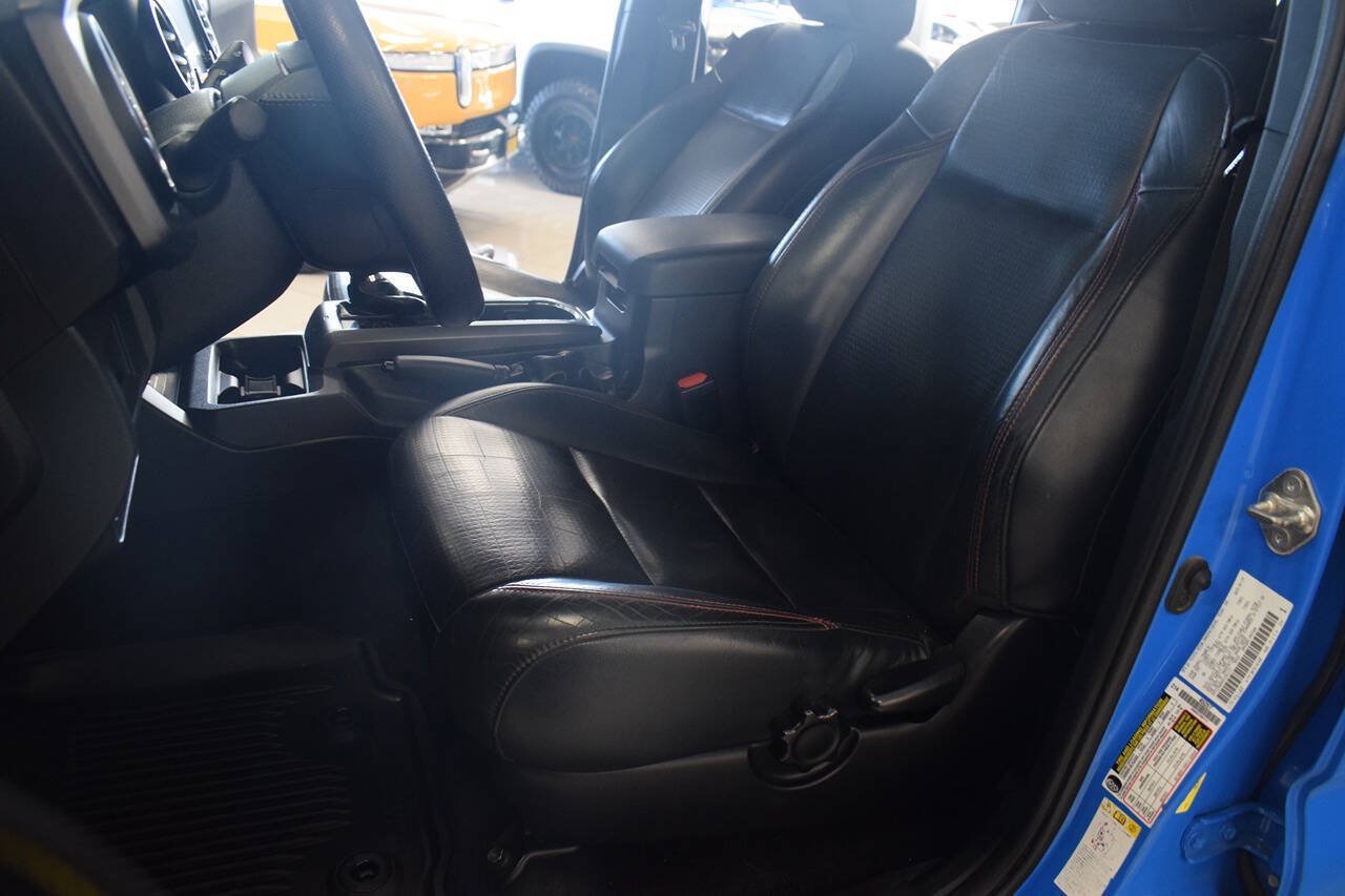 Used 2019 Toyota Tacoma TRD Pro AWD/4WD image 40