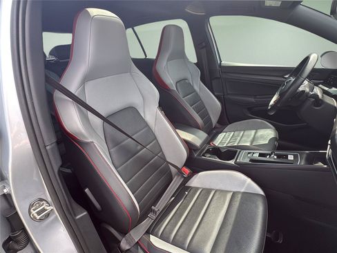 Used 2022 Volkswagen GTI SE FWD image 20