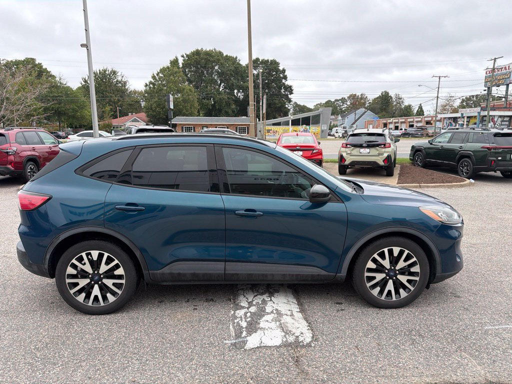 Used 2020 Ford Escape SE Sport FWD image 6