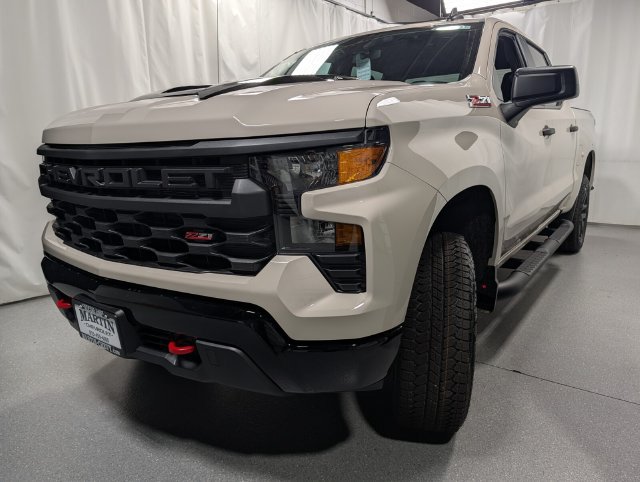 New 2026 Chevrolet Silverado 1500 Custom Trail Boss AWD/4WD image 9
