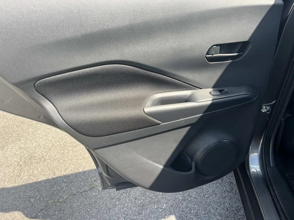 Used 2024 Nissan Kicks S FWD image 19