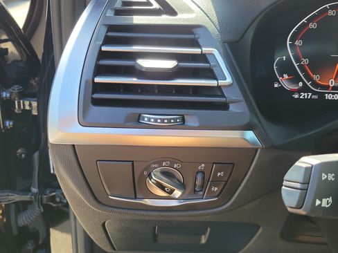 Certified 2024 BMW X3 sDrive30i w/ Convenience Package RWD image 18