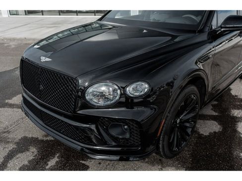 Used 2023 Bentley Bentayga Speed image 21