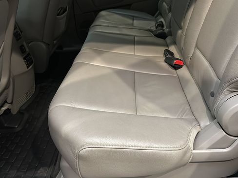 Used 2013 Honda Pilot Touring image 17