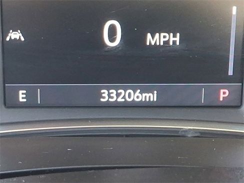 Certified 2023 Chevrolet Traverse LT w/ LPO, Floor Liner Package image 20