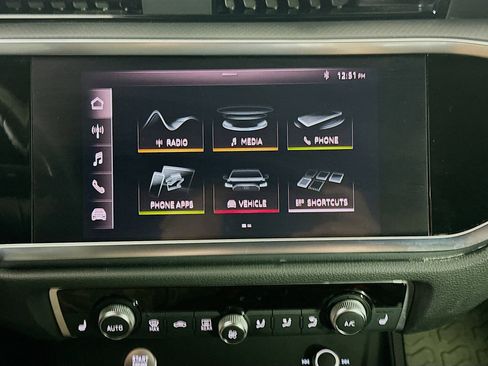 Used 2020 Audi Q3 2.0T Premium w/ Convenience Package image 19