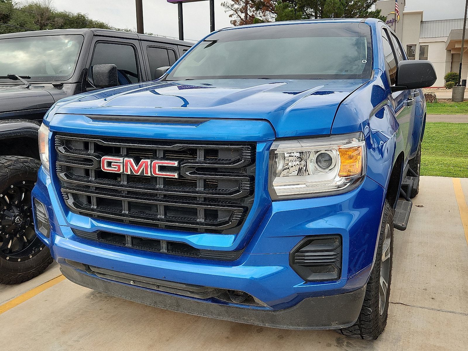Used 2022 GMC Canyon Elevation Standard w/ Convenience Package RWD image 1