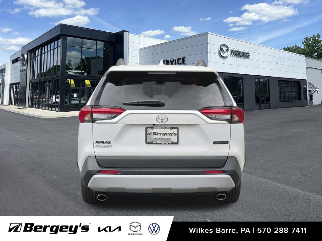Used 2024 Toyota RAV4 Adventure AWD/4WD image 18